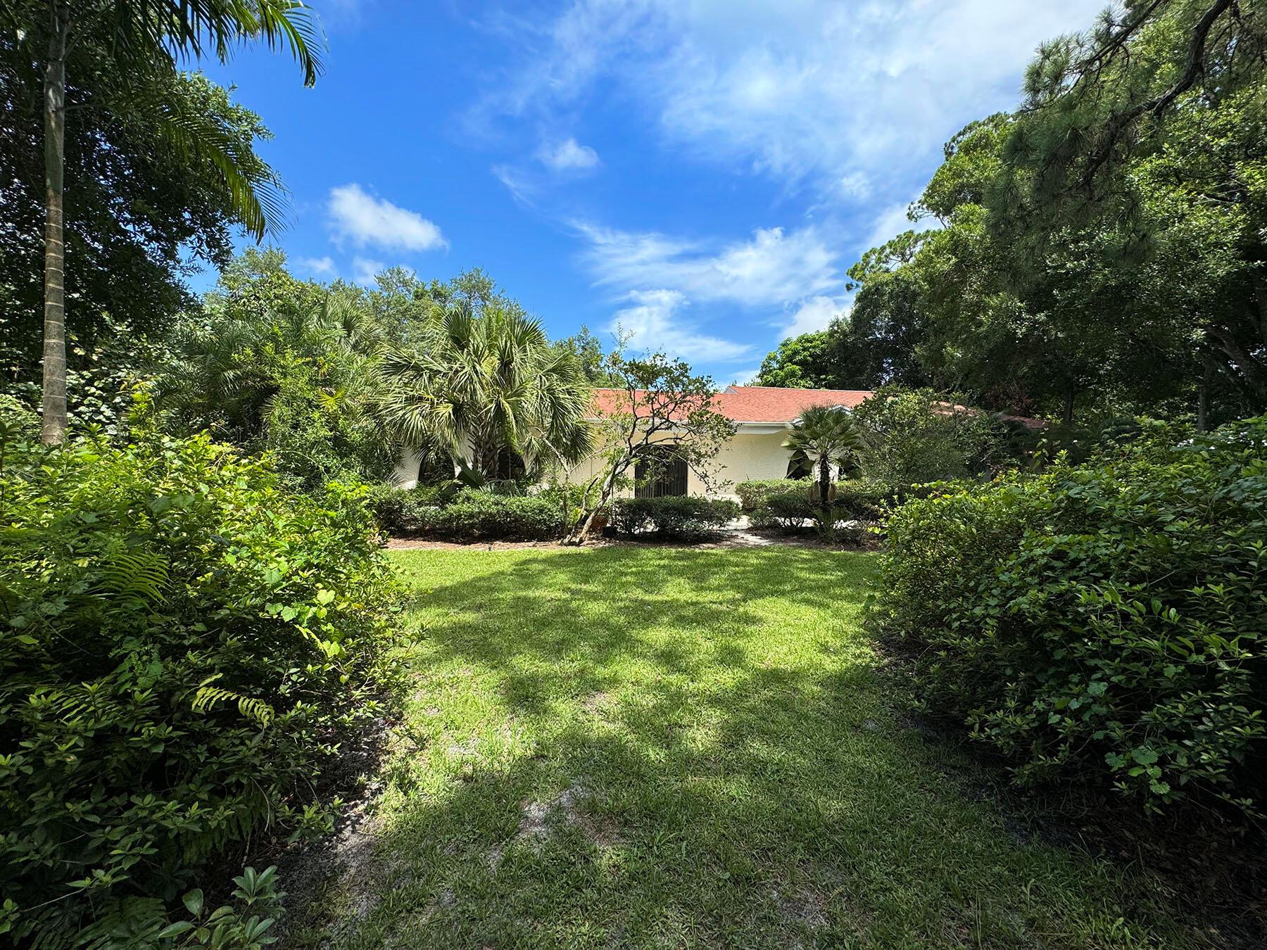 PINEWOOD LANE - Residential