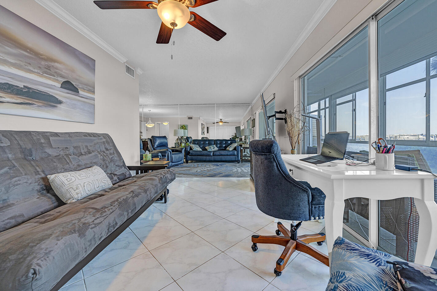 WATERWAY CLUB - Residential