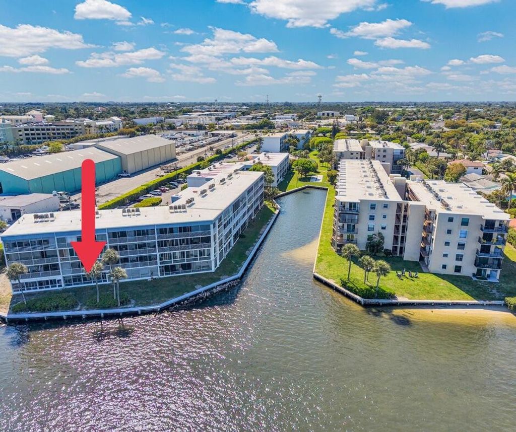 Photo of 100 Waterway Drive S #109, Lantana, FL 33462 (MLS # B26007614)