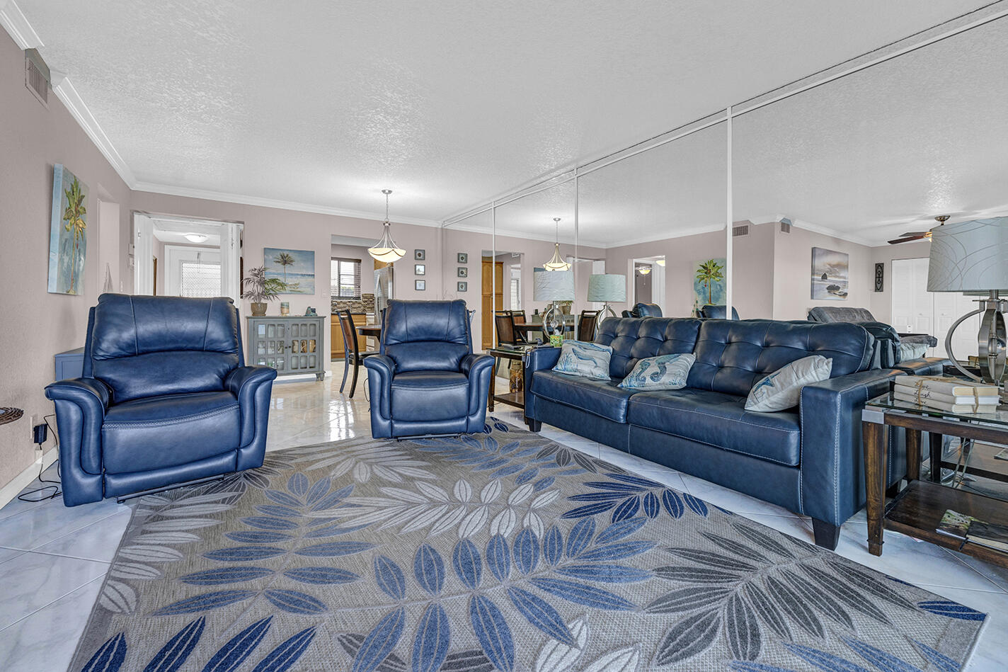 WATERWAY CLUB - Residential