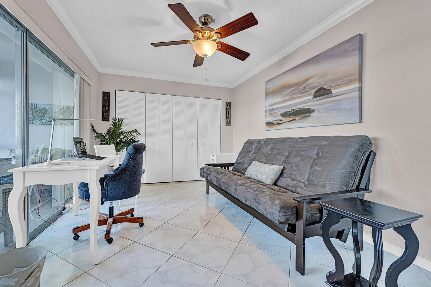 WATERWAY CLUB - Residential