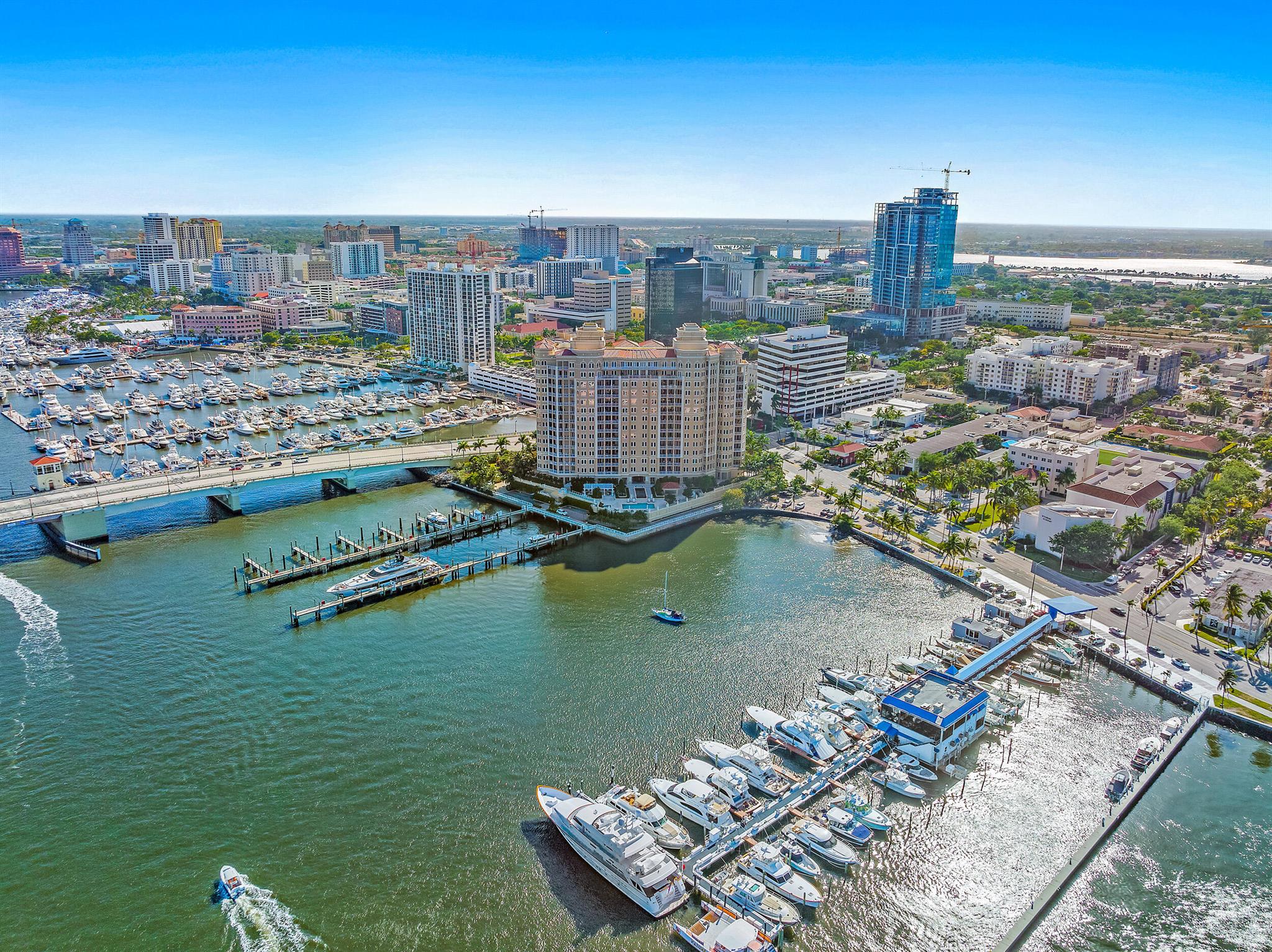 ONE WATERMARK PLACE OF TH - Residential