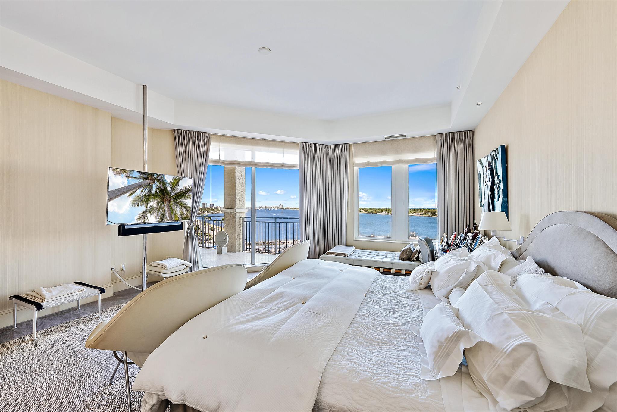 ONE WATERMARK PLACE OF TH - Residential