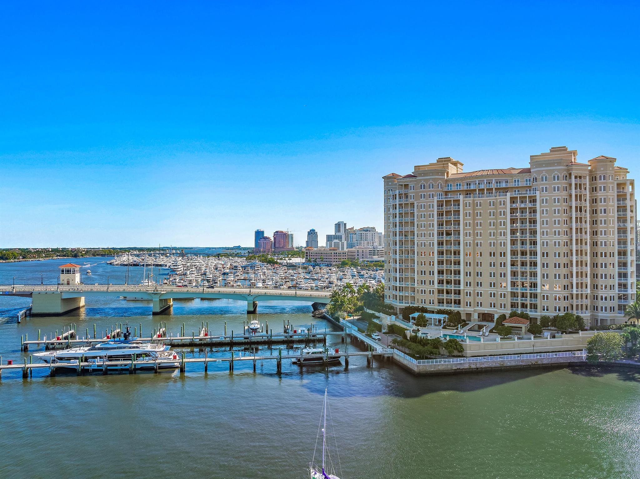 ONE WATERMARK PLACE OF TH - Residential