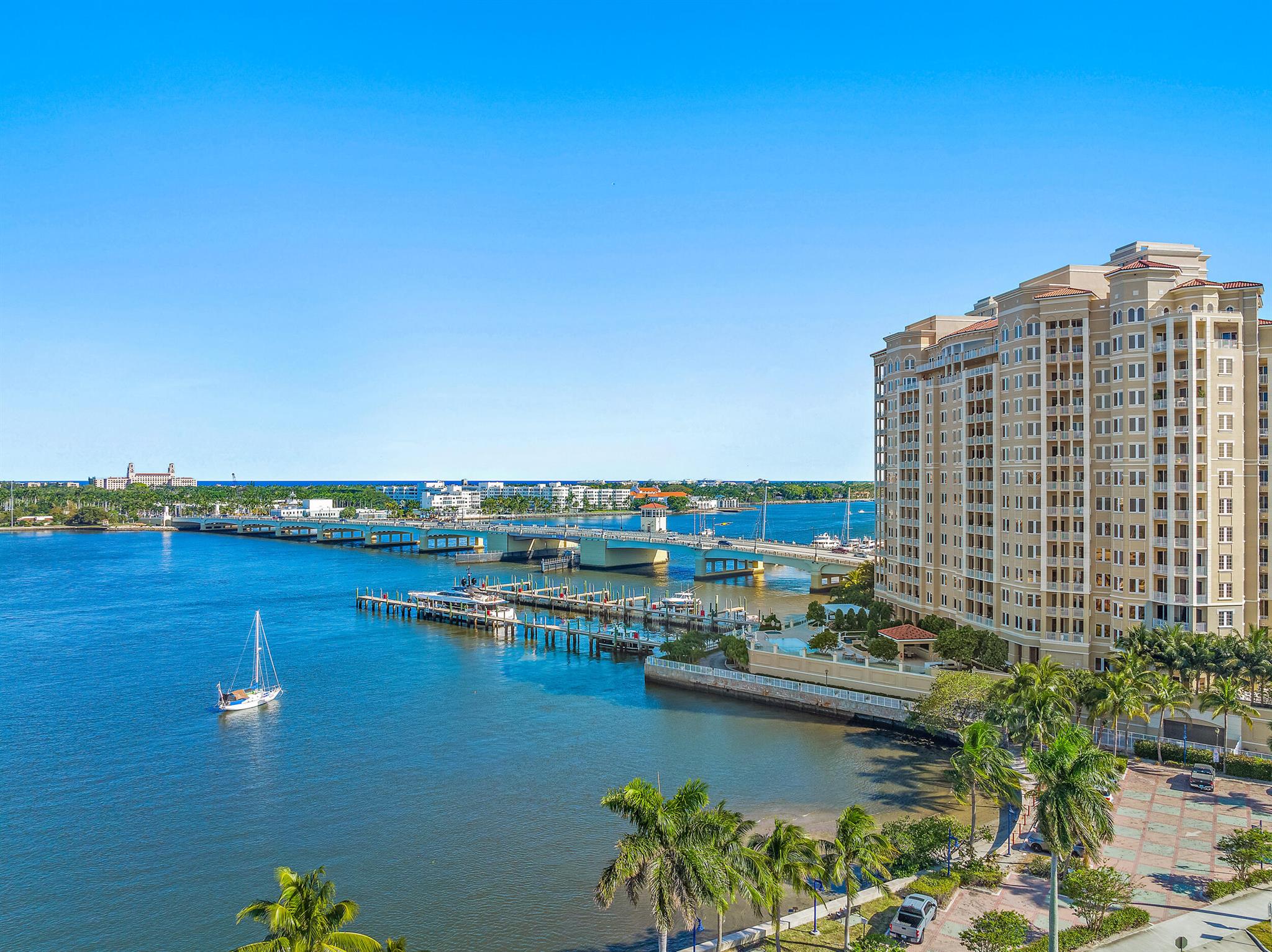 ONE WATERMARK PLACE OF TH - Residential