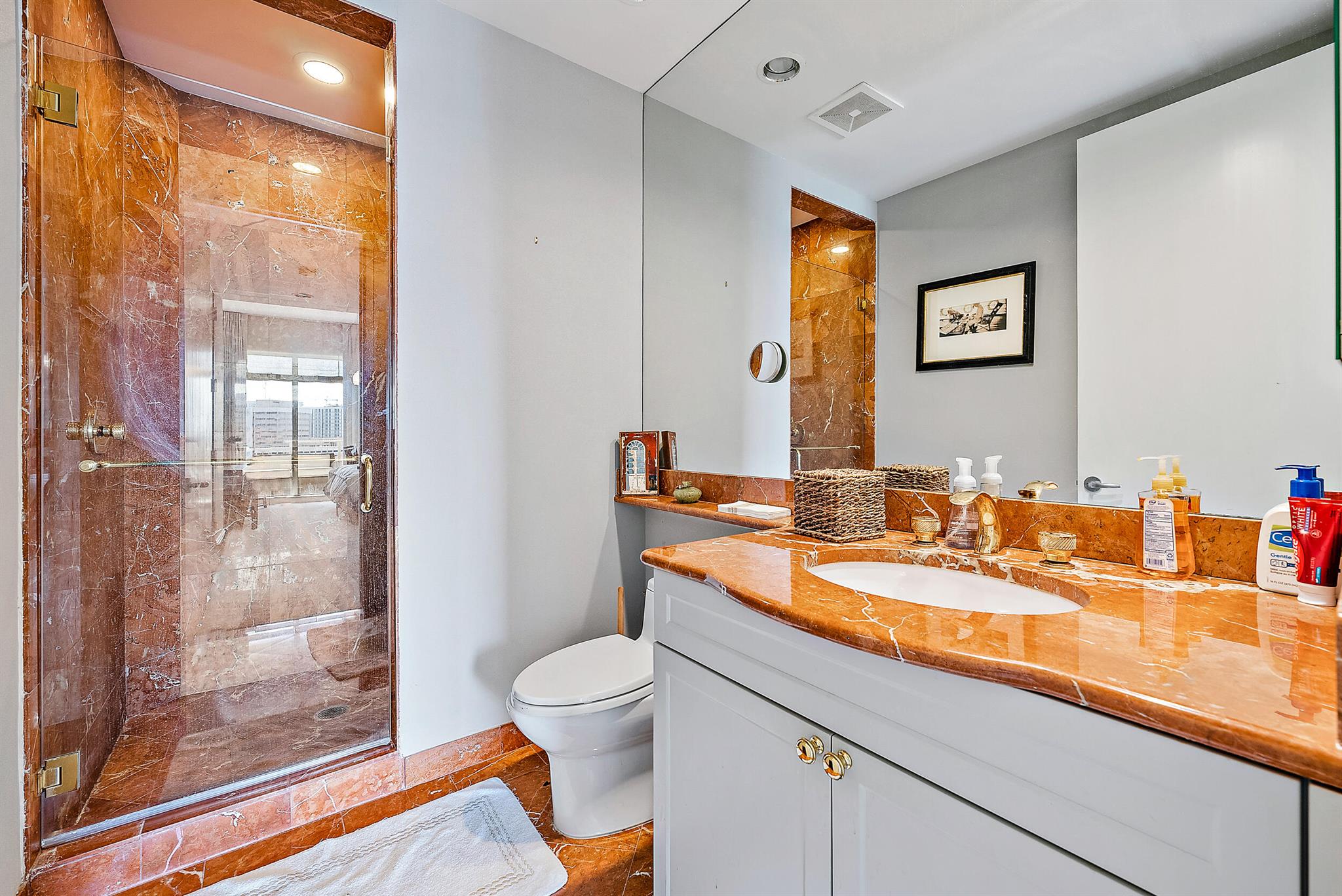 ONE WATERMARK PLACE OF TH - Residential