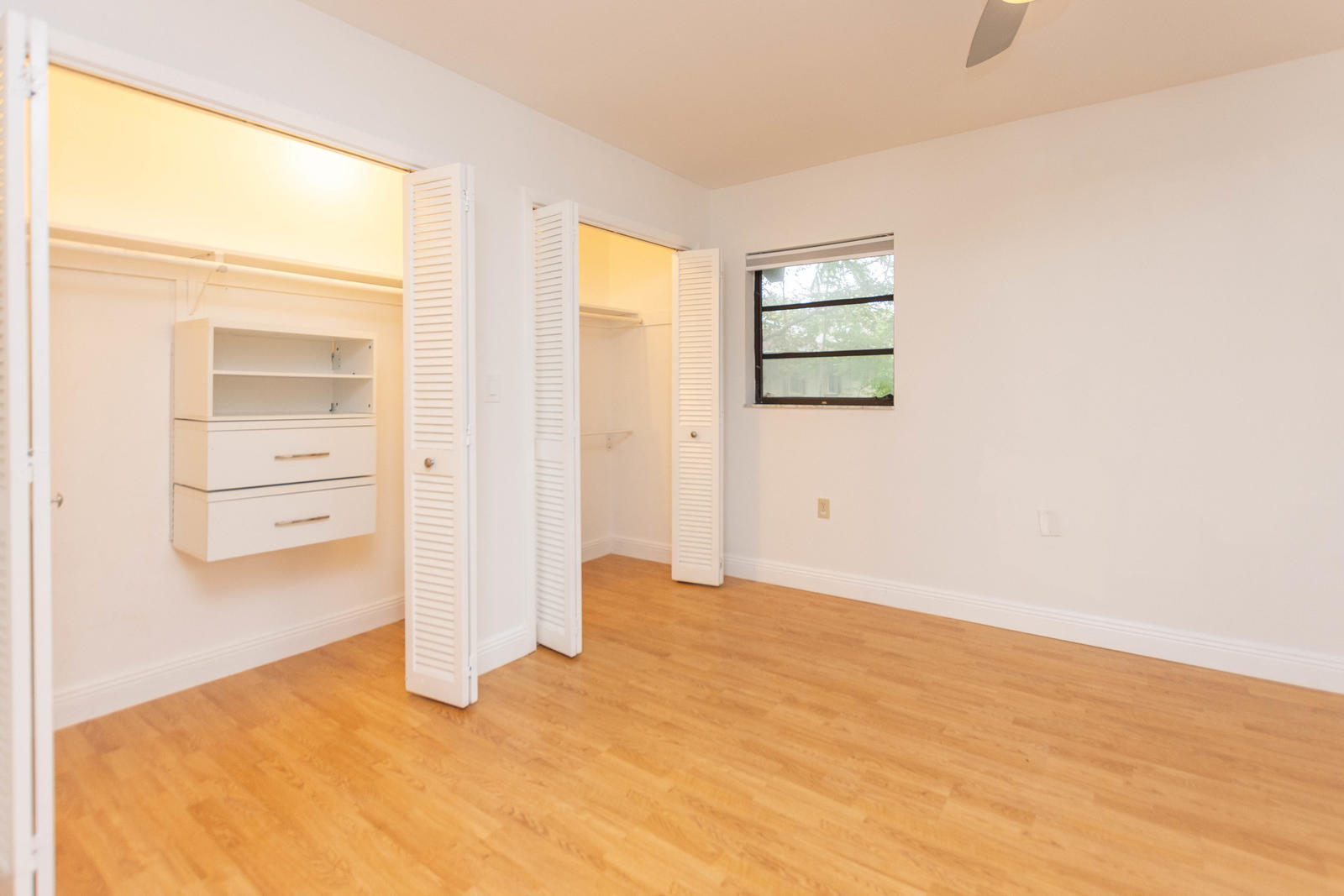 FOREST COVE - Residential Lease