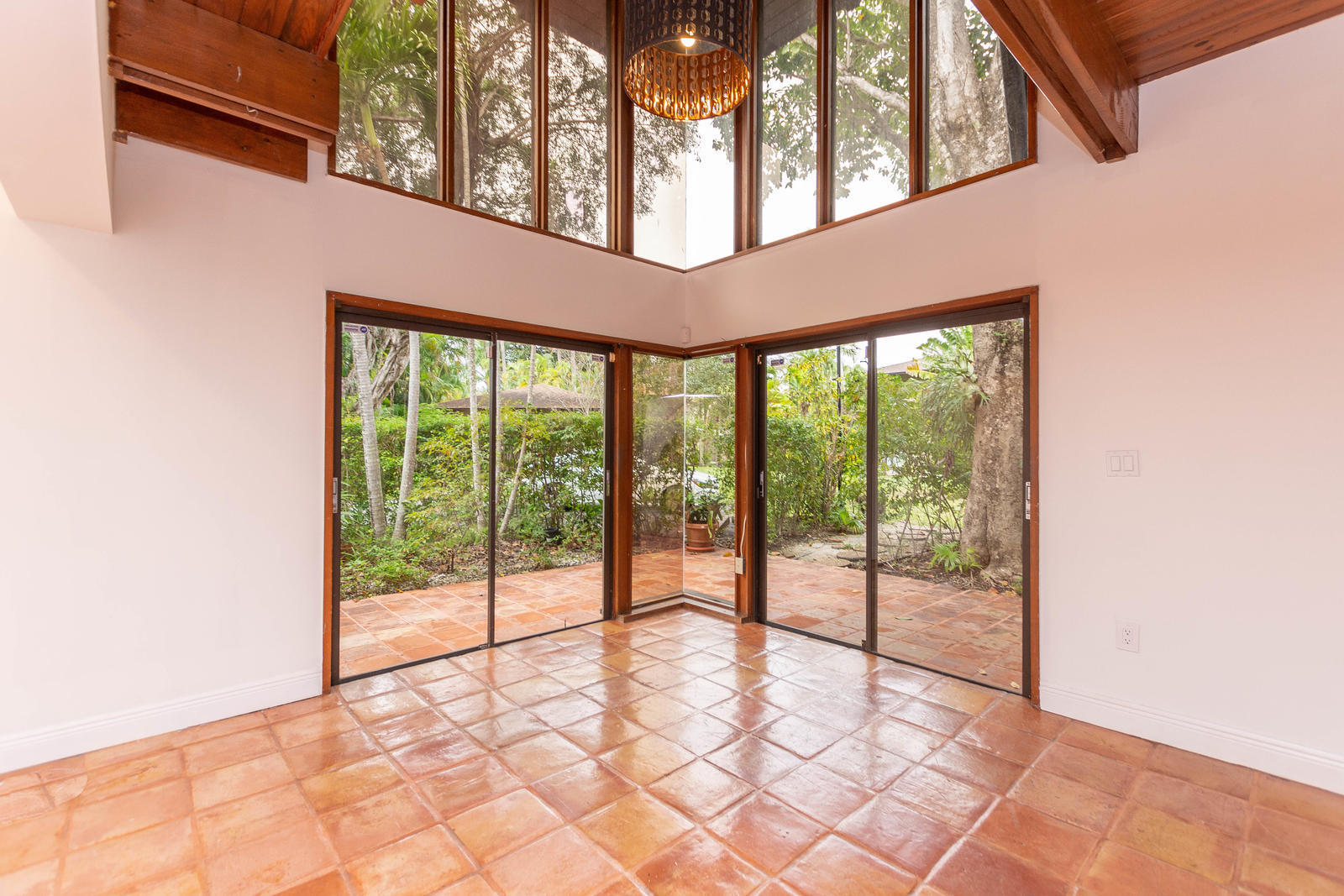 FOREST COVE - Residential Lease