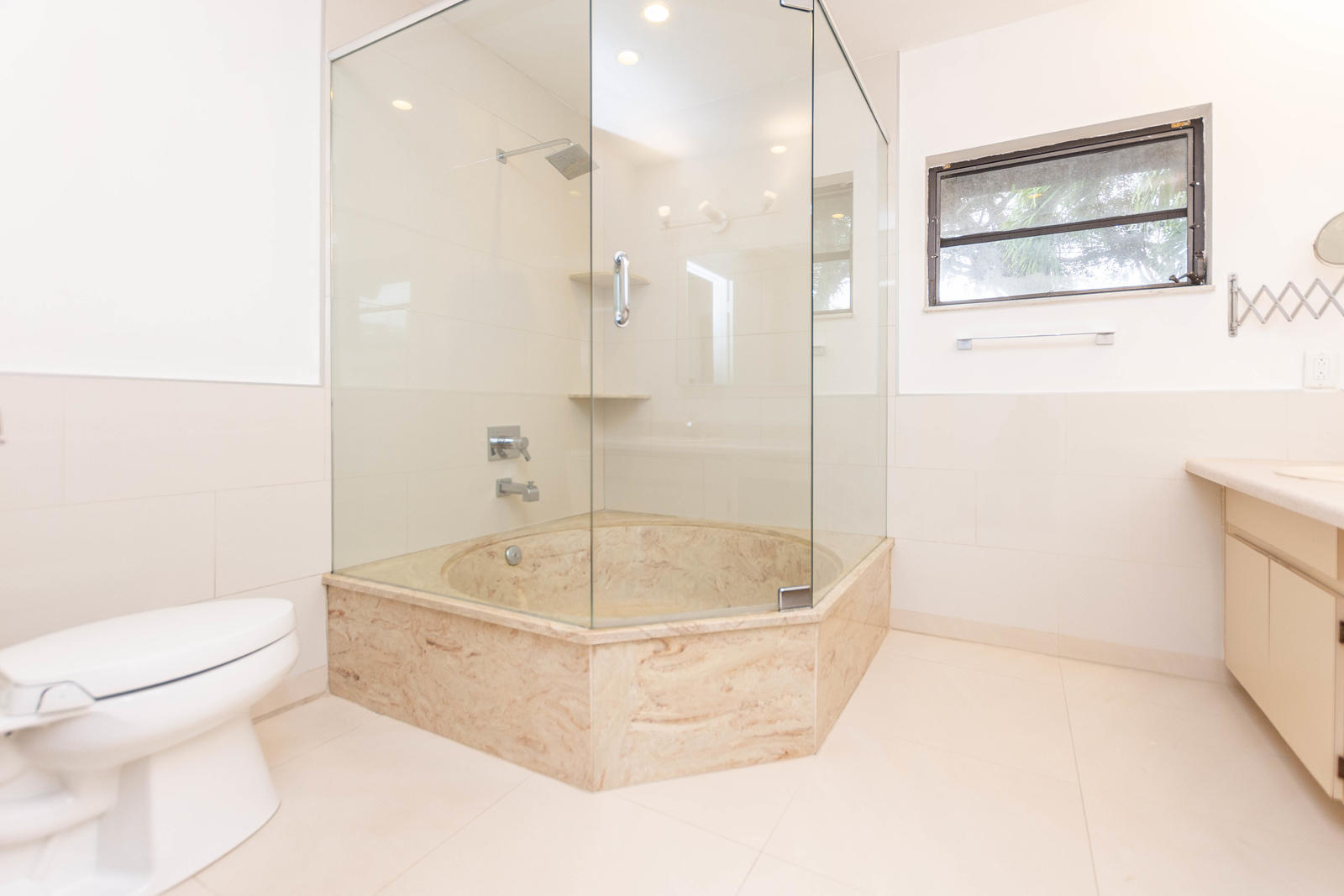 FOREST COVE - Residential Lease