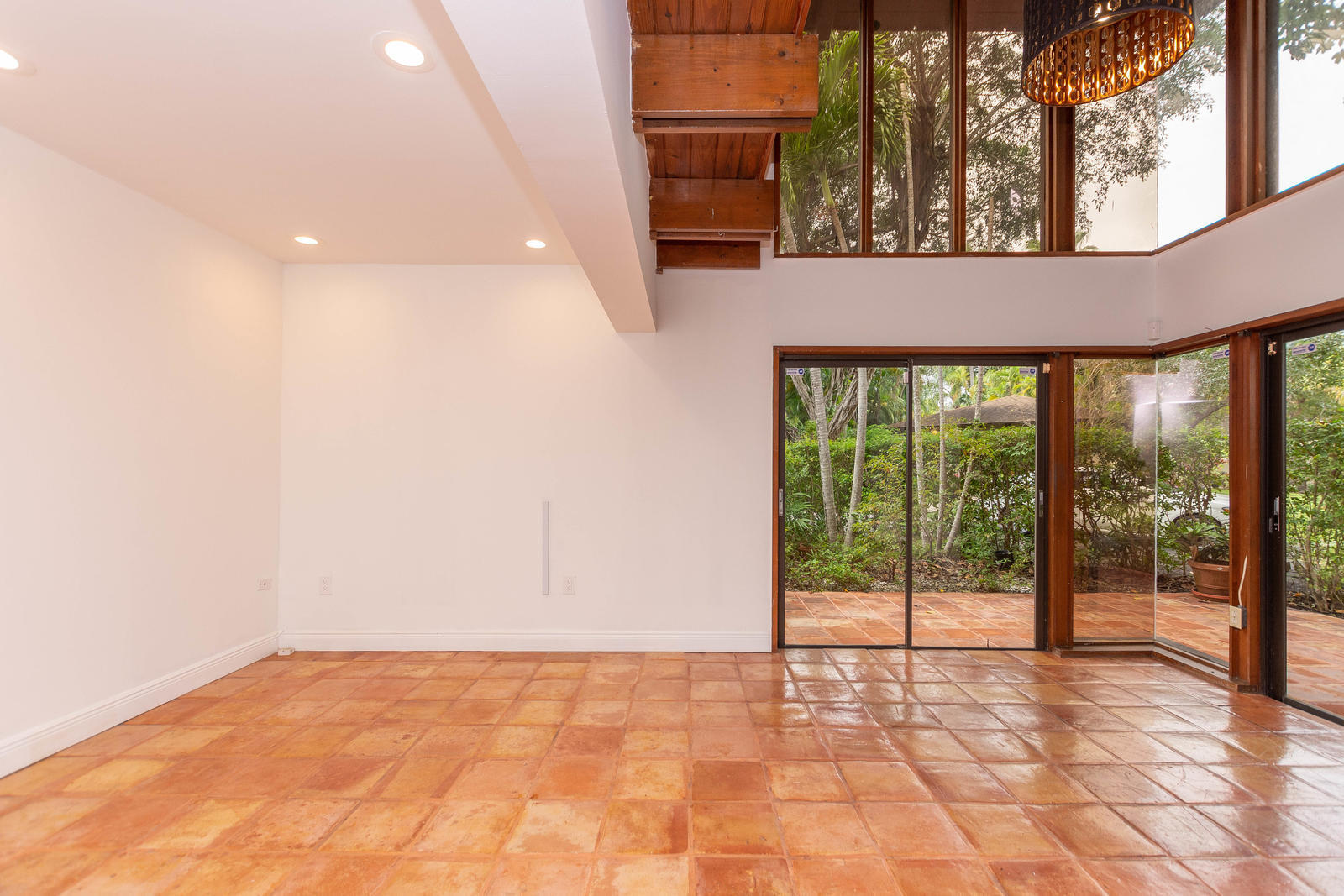 FOREST COVE - Residential Lease