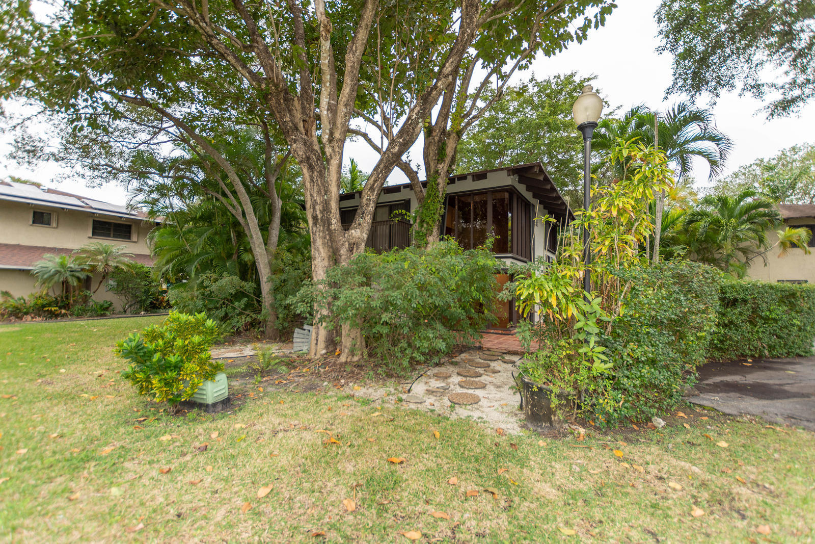 FOREST COVE - Residential Lease