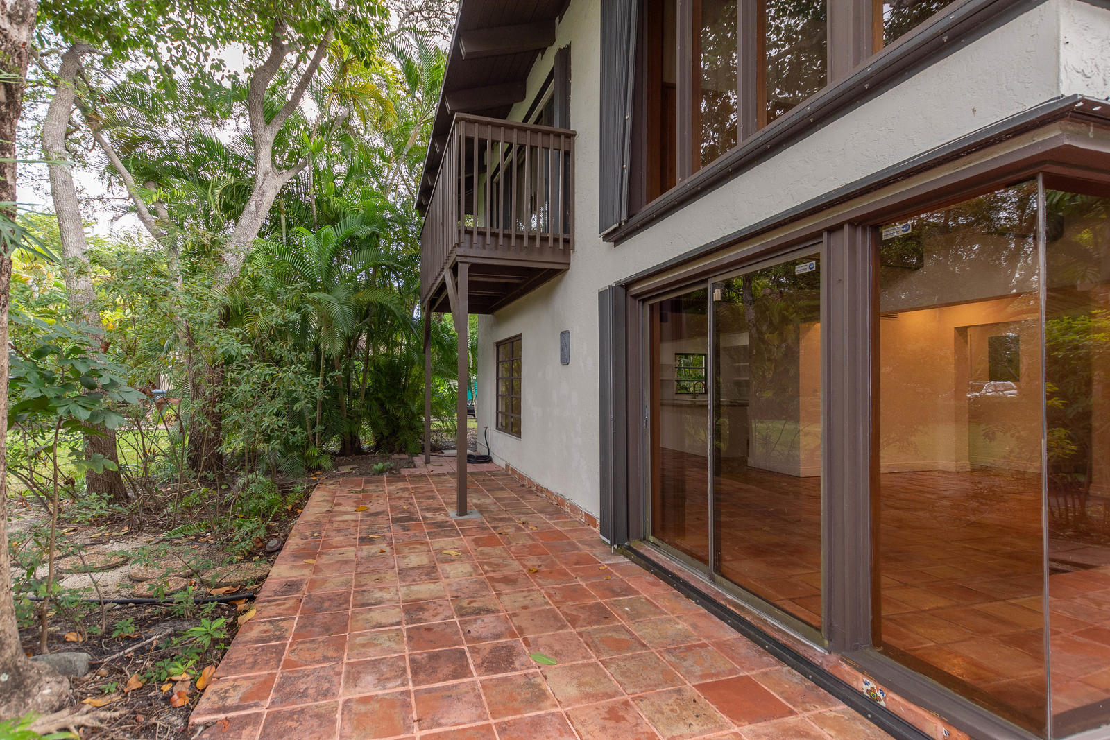 FOREST COVE - Residential Lease