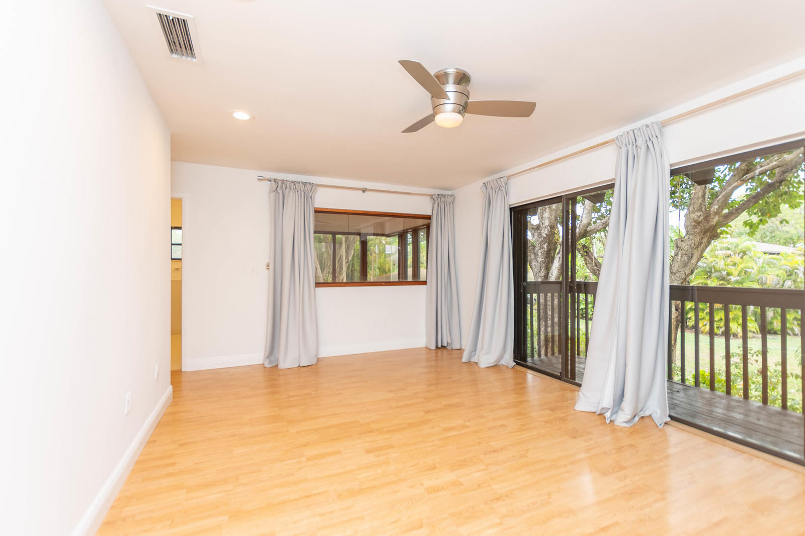 FOREST COVE - Residential Lease