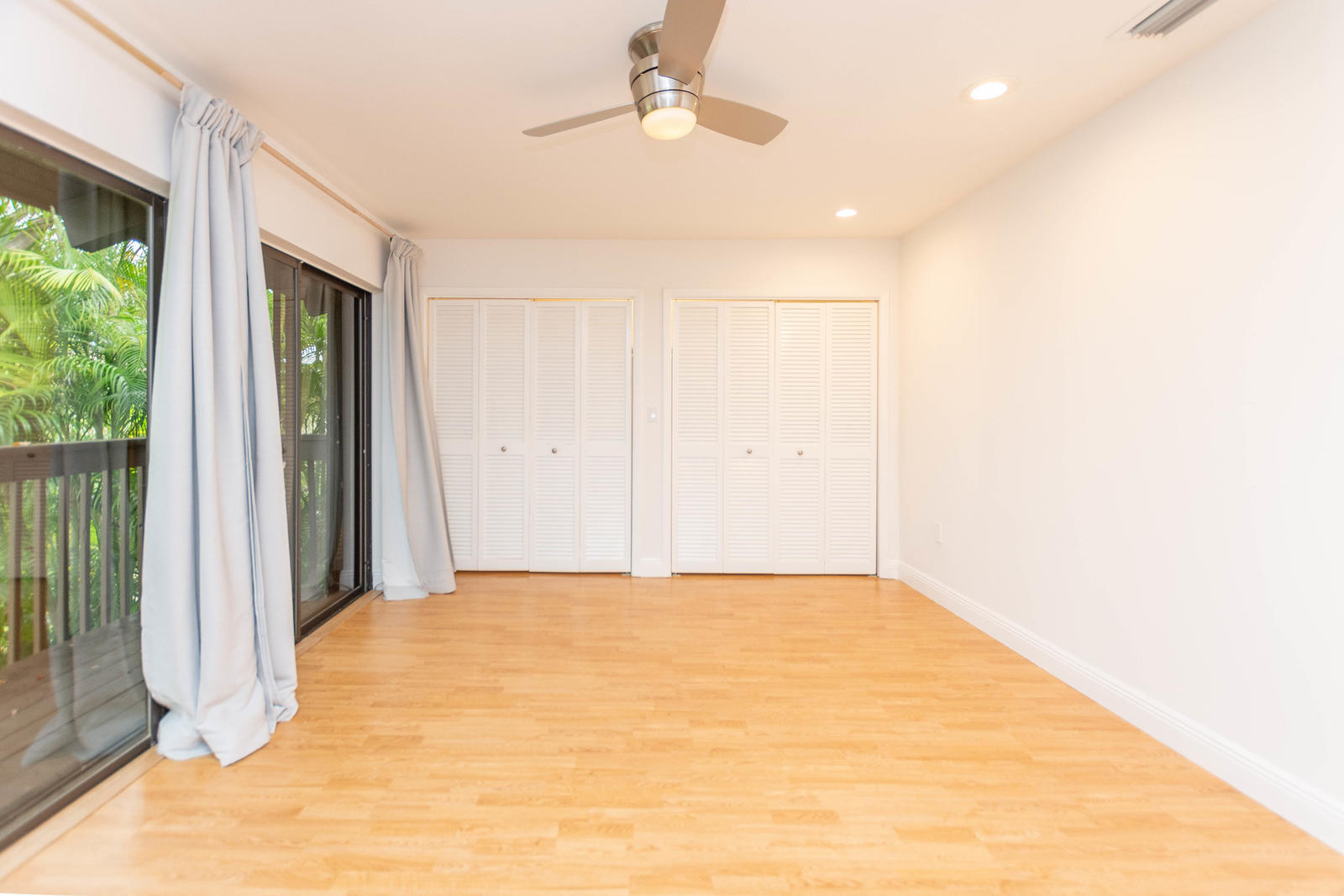 FOREST COVE - Residential Lease