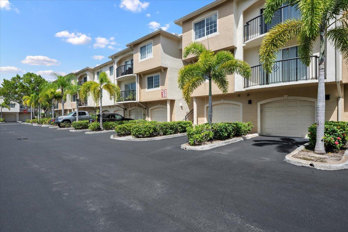 This beautifully maintained 2-bedroom, 2-bathroom condo in the desirable gated community of Grand View at Crestwood offers comfort, style, and convenience all in one. Featuring a split floor plan, this home boasts vaulted ceilings, custom built-in closets, solid wood doors, a modern electric fireplace, QuietRock soundproofing in the bedrooms, and no carpet throughout for a fresh, low-maintenance lifestyle. The kitchen offers granite countertops, newer stainless-steel appliances, and water filtration system. Grand View at Crestwood is an all-ages, pet-friendly community offering resort-style amenities: 2 swimming pools, a clubhouse, tennis, and basketball.