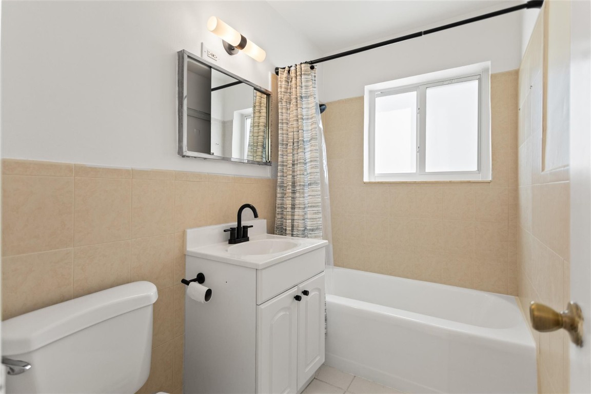 Beachway Estates 30-14 B - Residential Lease