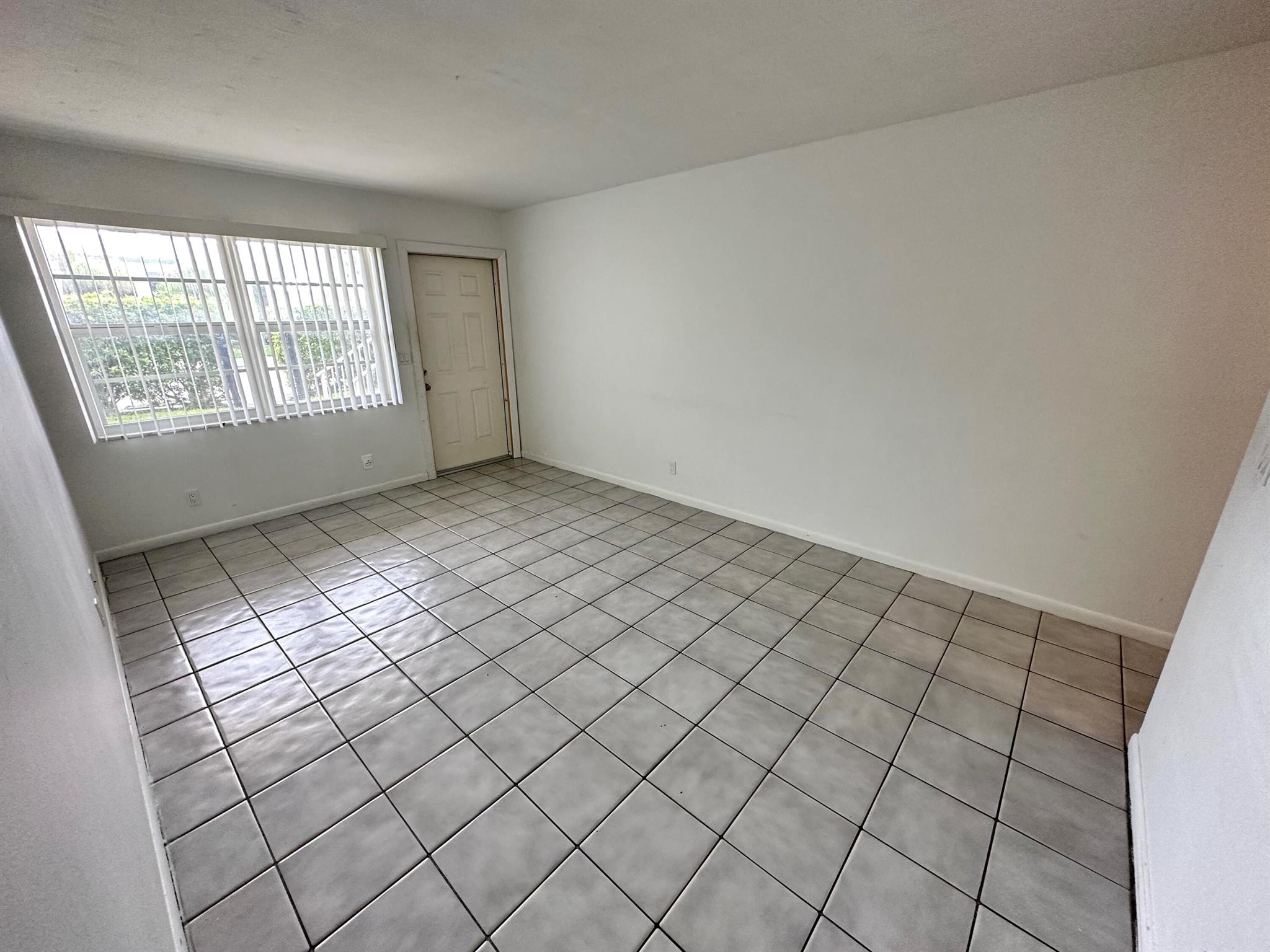 FALCON APTS CONDO - Residential Lease