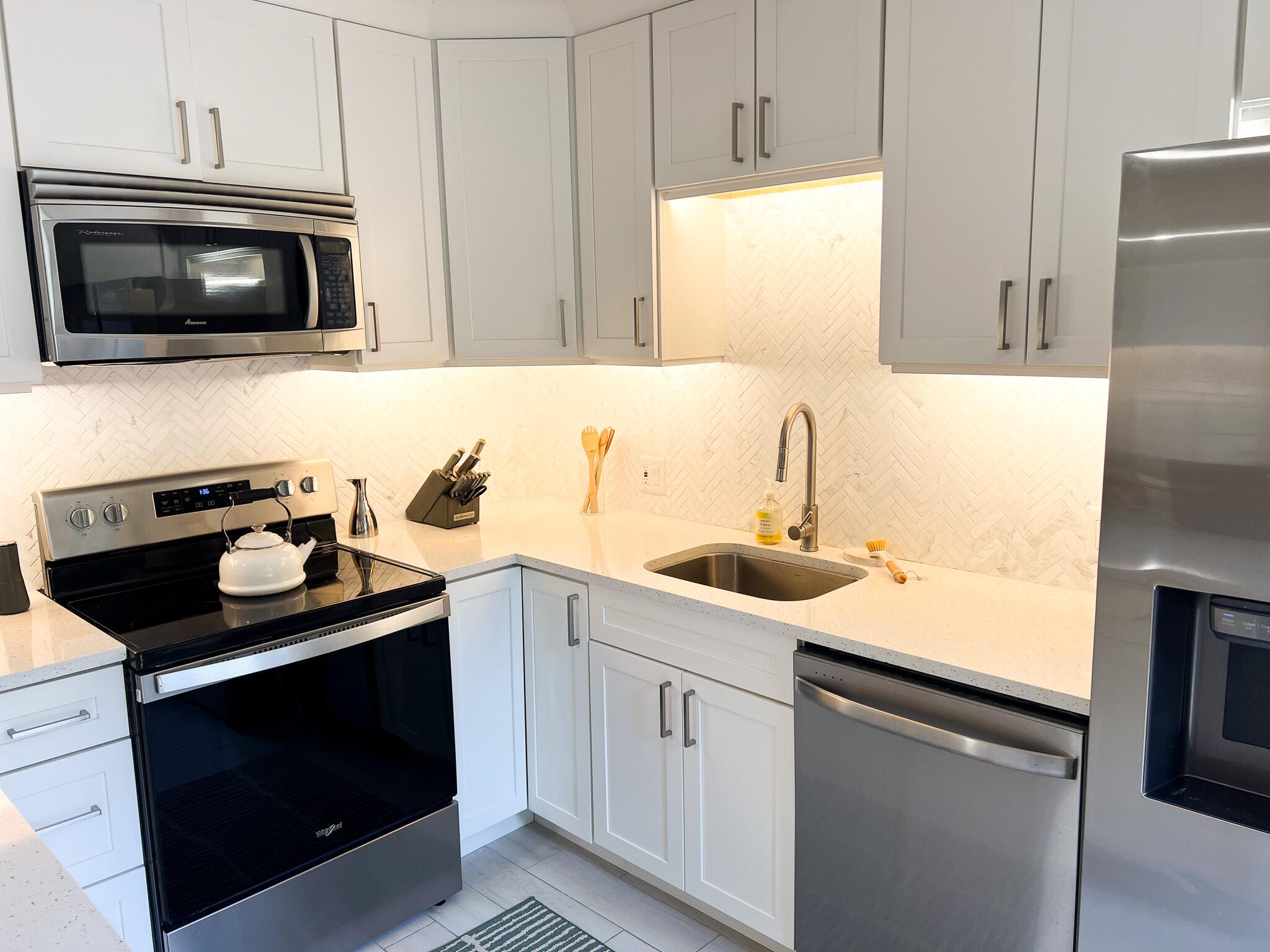 RIVER PINES - Residential