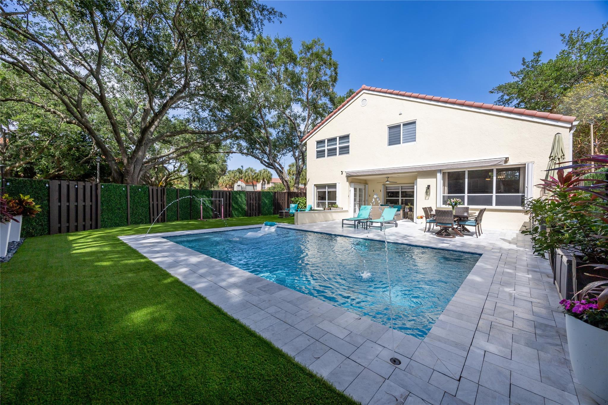 1141 NW 108th Ave
