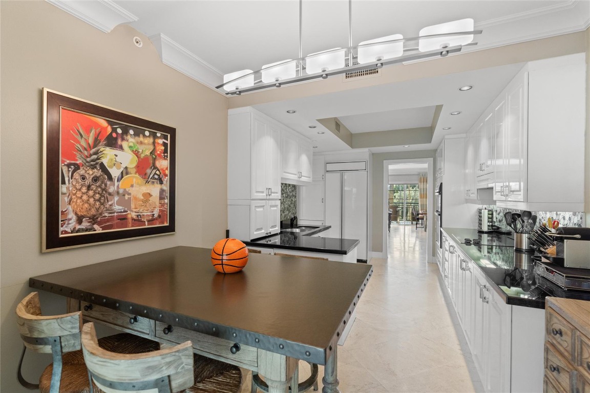 MEDITERRANEA CONDO - Residential