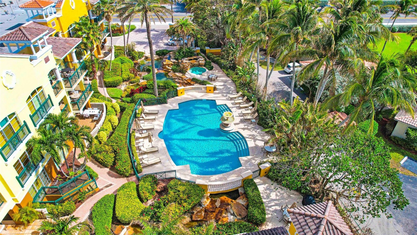 MEDITERRANEA CONDO - Residential