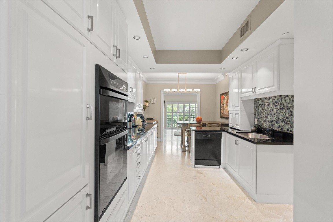 MEDITERRANEA CONDO - Residential