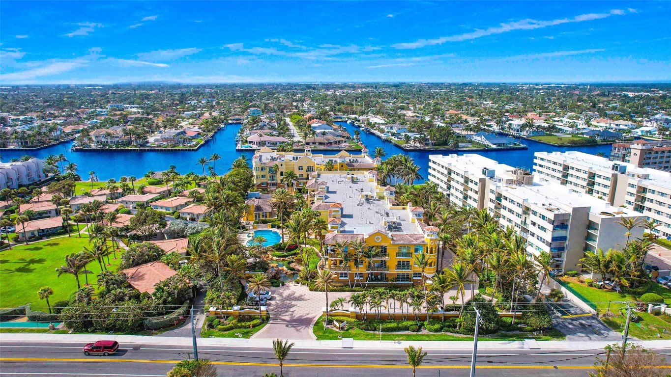 1228 Hillsboro Mile 202