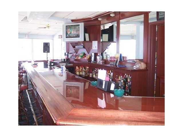 POMPANO BEACH CLUB CONDO - Residential Lease