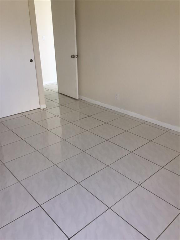 POMPANO BEACH CLUB CONDO - Residential Lease