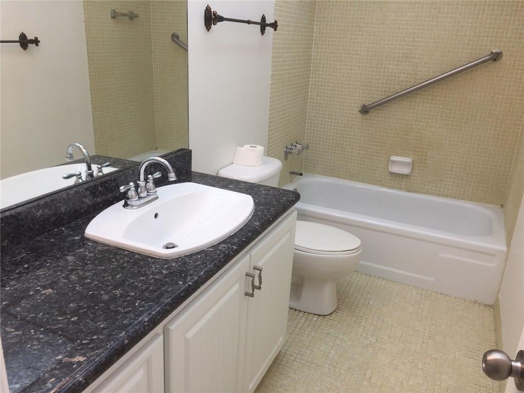 POMPANO BEACH CLUB CONDO - Residential Lease