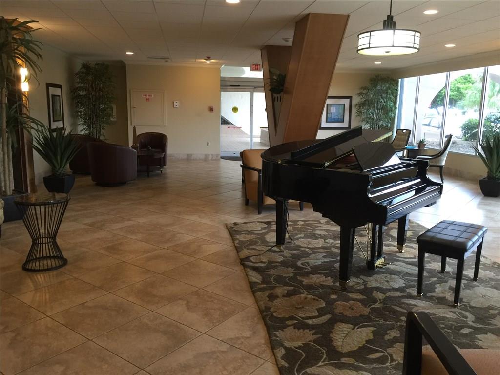 POMPANO BEACH CLUB CONDO - Residential Lease