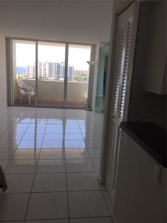 POMPANO BEACH CLUB CONDO - Residential Lease