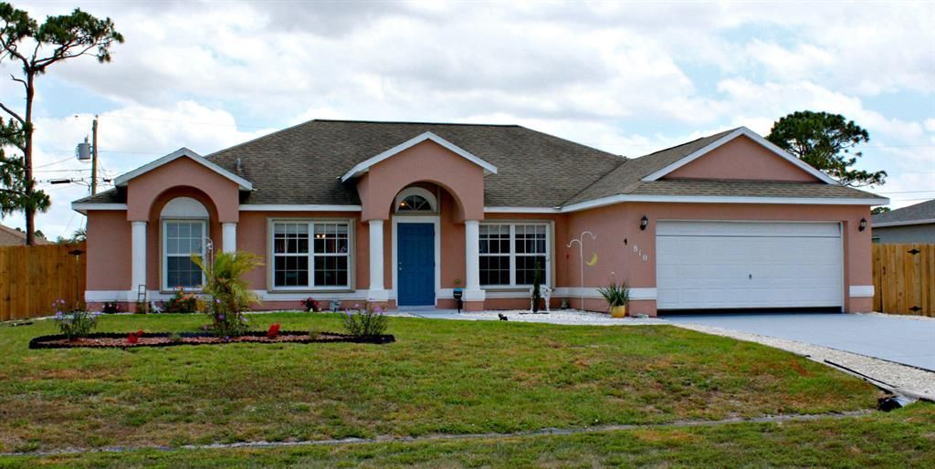 Photo of 810 SW Nichols Terrace, Port Saint Lucie, FL 34953 (MLS # R10714788)