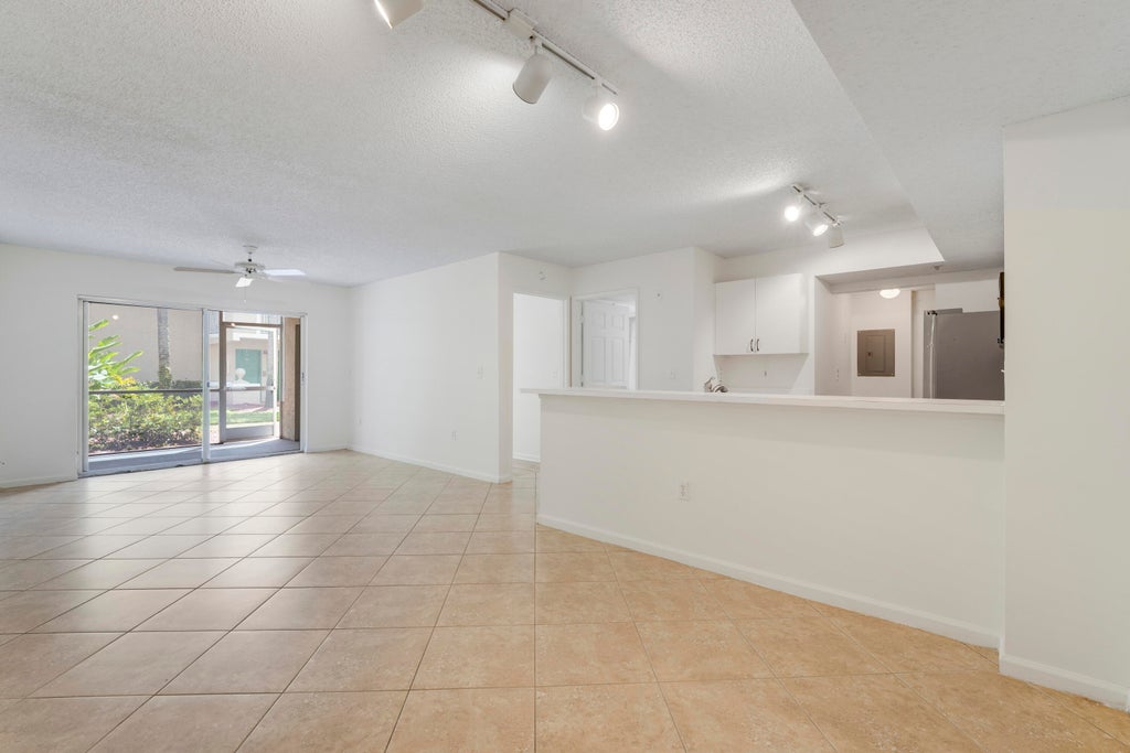 Photo of 278 VILLAGE Boulevard #8106, Tequesta, FL 33469 (MLS # B26073051)