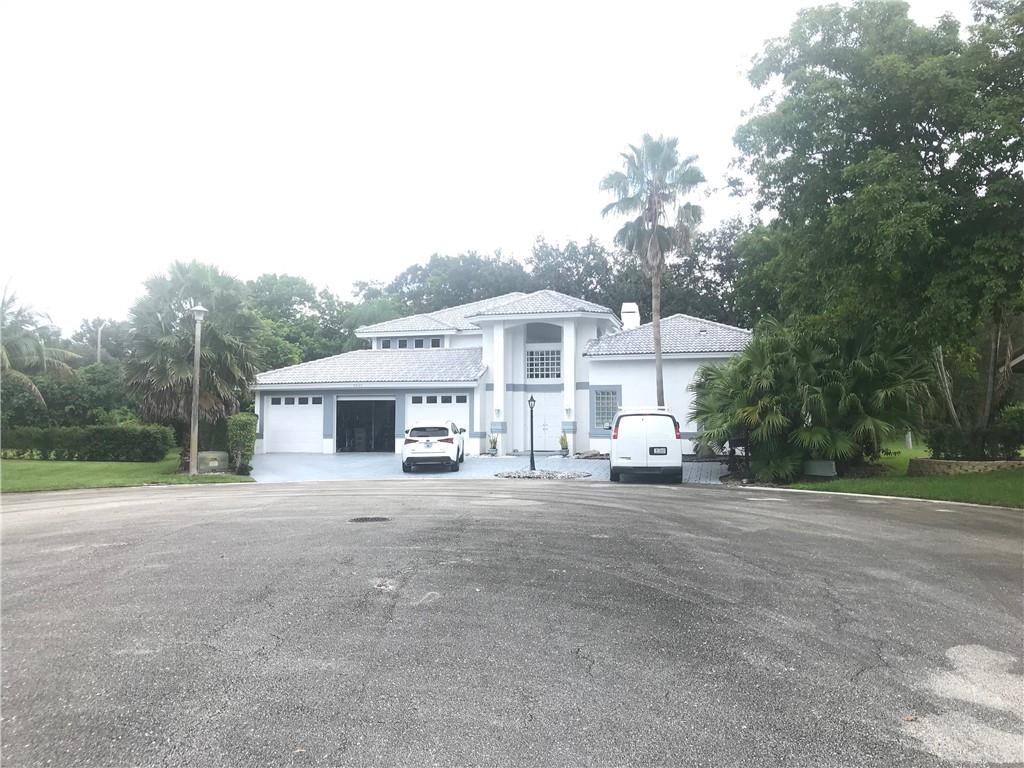 The Landings Of Parkland - Residential