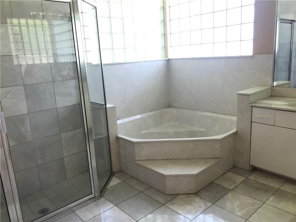 The Landings Of Parkland - Residential