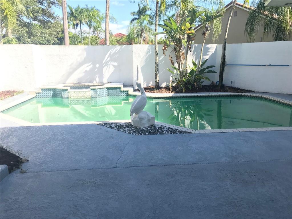 The Landings Of Parkland - Residential