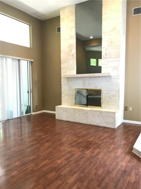 The Landings Of Parkland - Residential