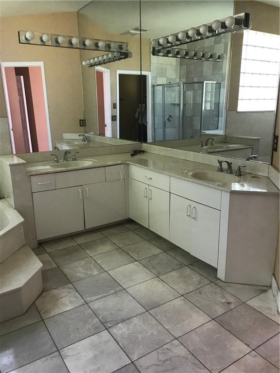 The Landings Of Parkland - Residential