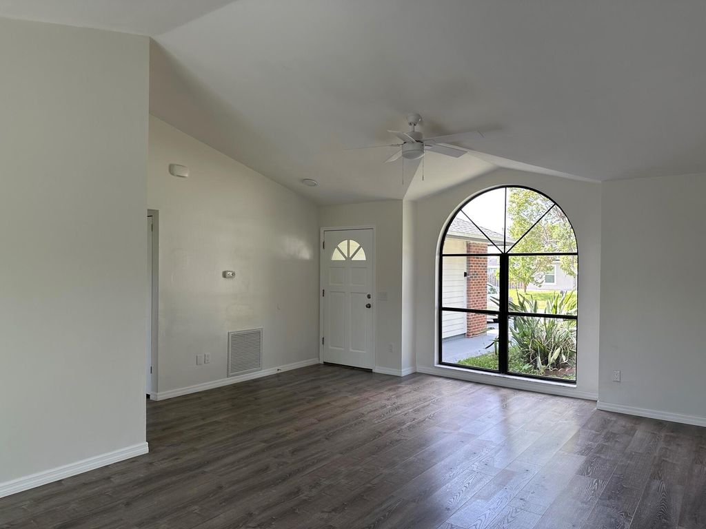 Photo of 226 SW Statler Avenue, Port Saint Lucie, FL 34984 (MLS # R11101048)