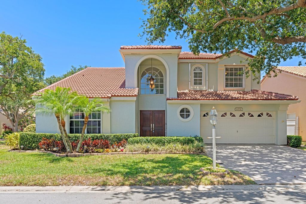 Photo of 10152 Aspen Way, Palm Beach Gardens, FL 33410 (MLS # R10991258)