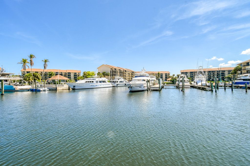 Photo of 2401 Marina Isle Way #503, Jupiter, FL 33477 (MLS # B26008628)