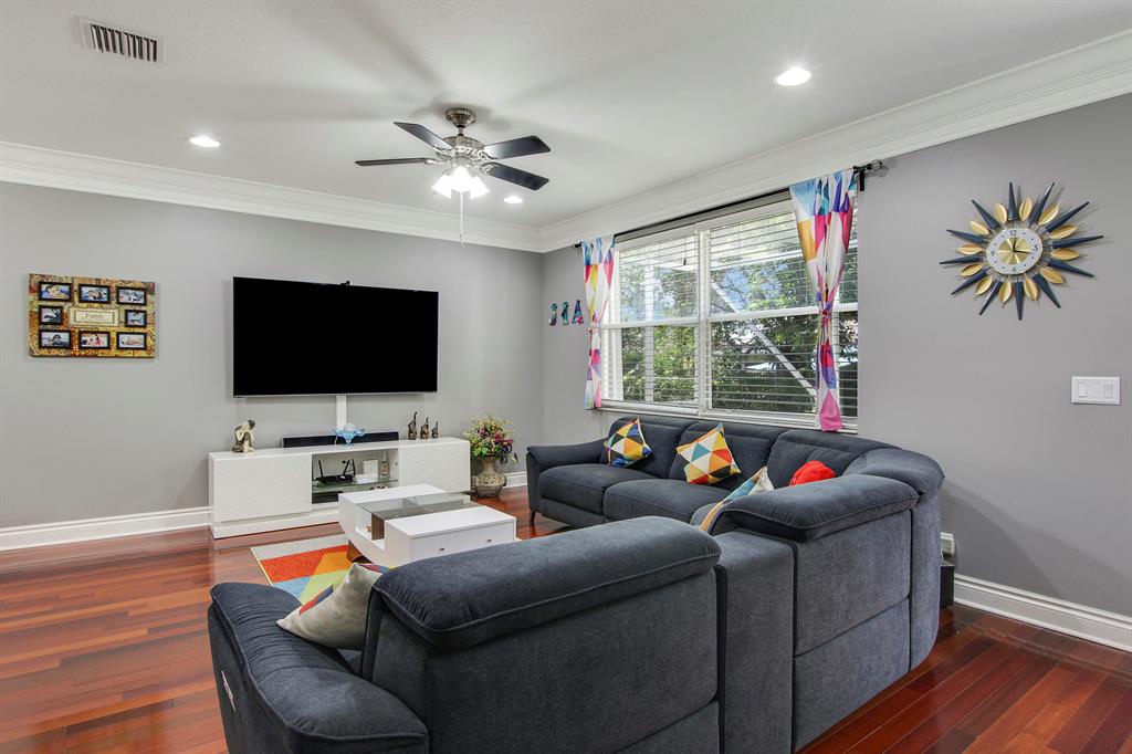 VILLA PALMA AT NORTHLAKE - Residential Lease