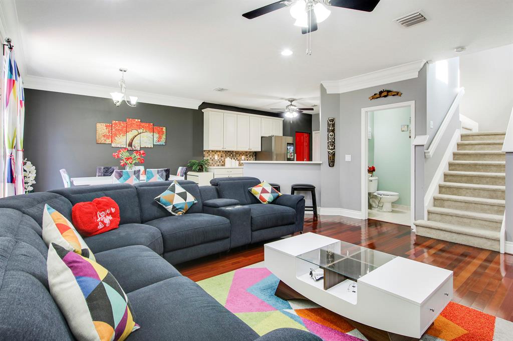 VILLA PALMA AT NORTHLAKE - Residential Lease