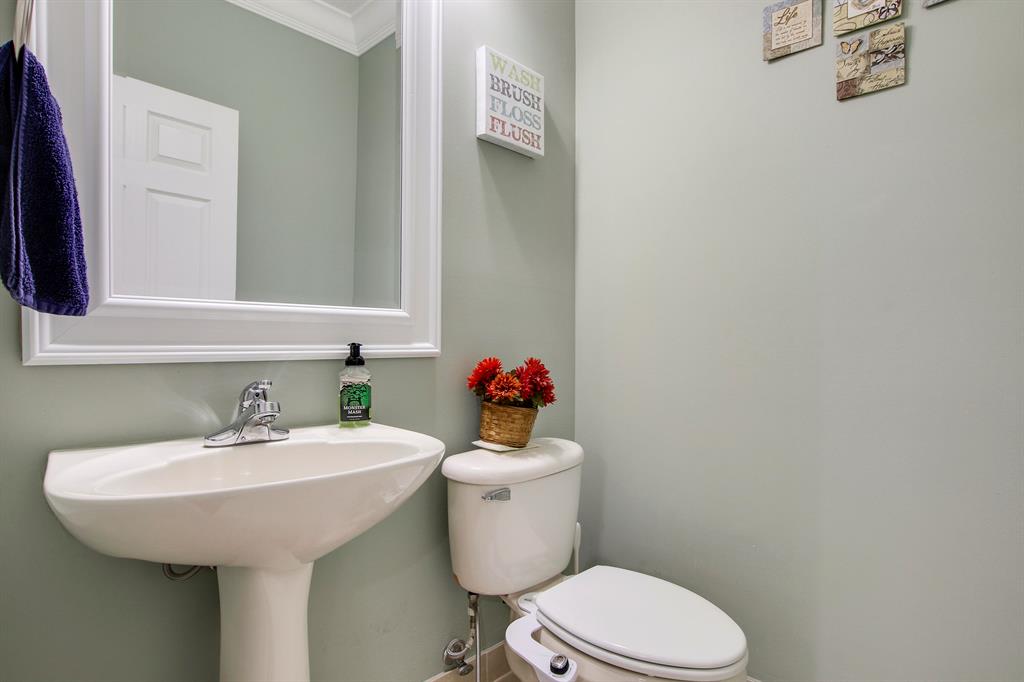 VILLA PALMA AT NORTHLAKE - Residential Lease