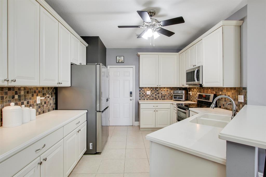 VILLA PALMA AT NORTHLAKE - Residential Lease