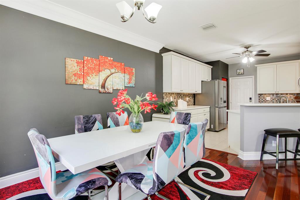 VILLA PALMA AT NORTHLAKE - Residential Lease