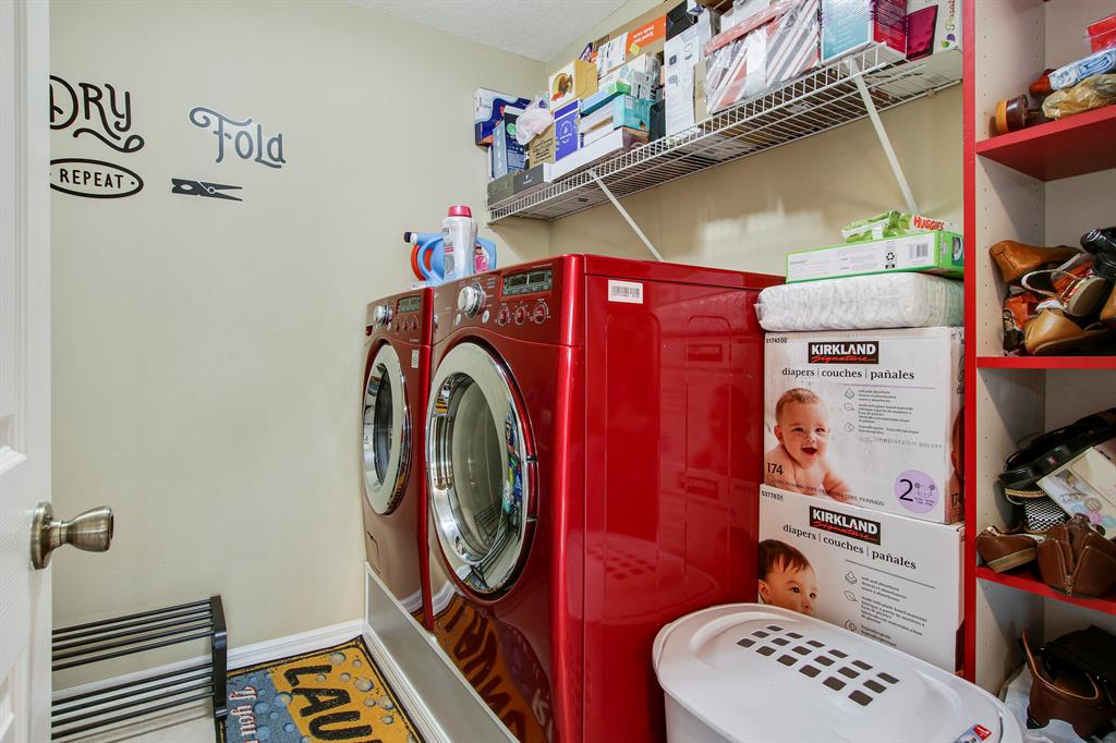 VILLA PALMA AT NORTHLAKE - Residential Lease