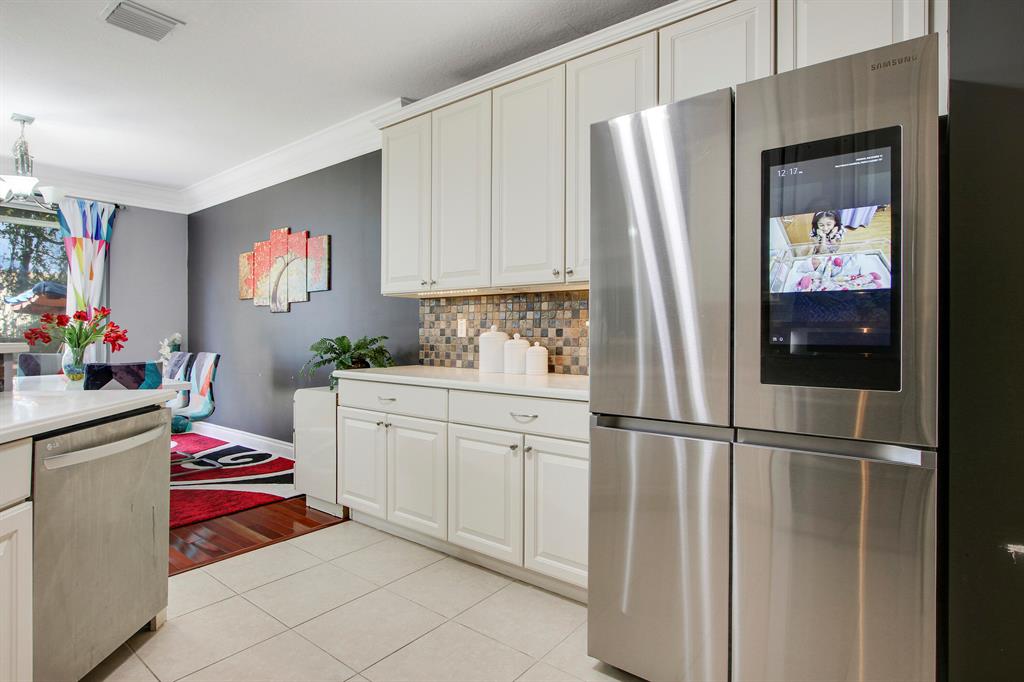 VILLA PALMA AT NORTHLAKE - Residential Lease