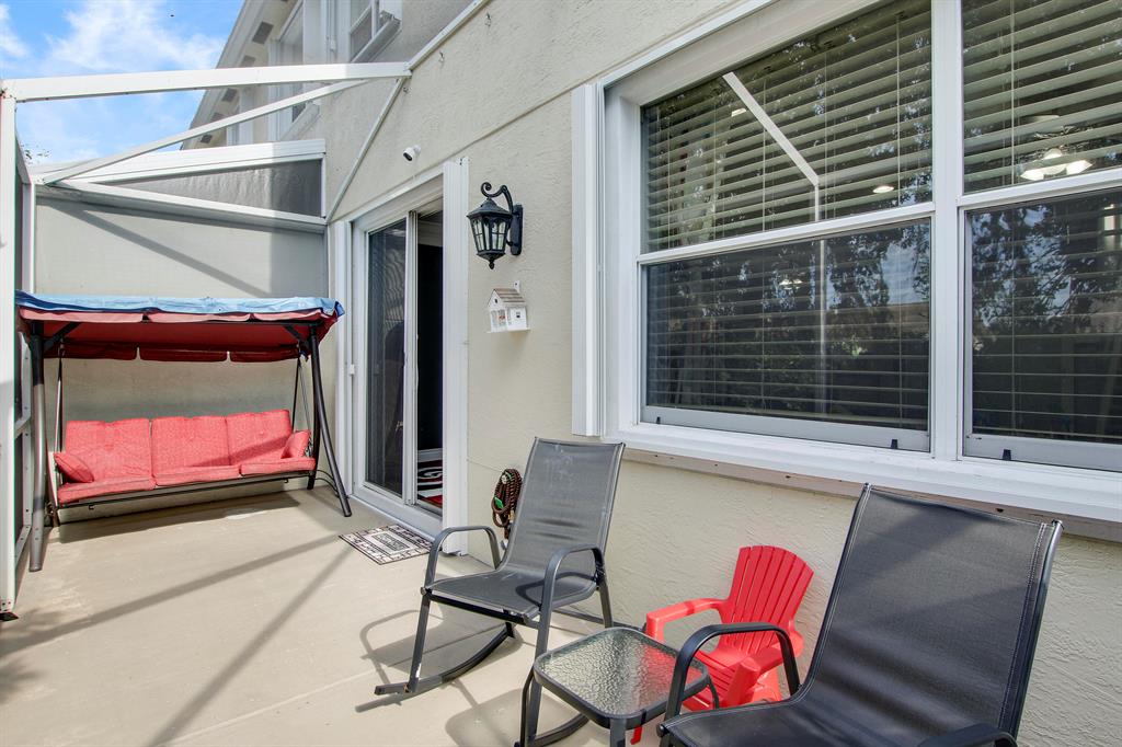 VILLA PALMA AT NORTHLAKE - Residential Lease